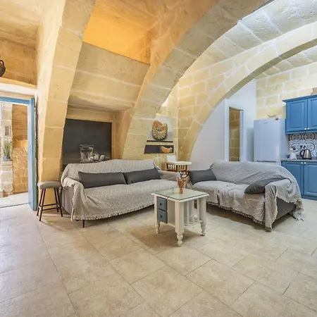 Guest house Levander 1 At Tan-neputi By Solea