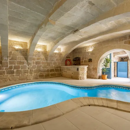 Levander 1 At Tan-neputi By Solea * Gharb (Gozo)