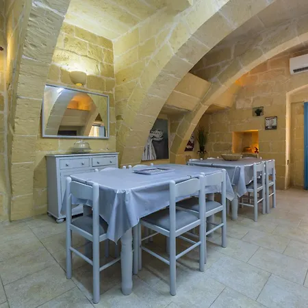 Levander 1 At Tan-neputi By Solea *