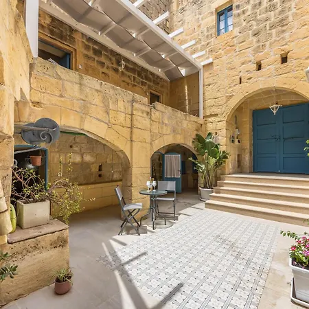 Guest house Levander 1 At Tan-neputi By Solea