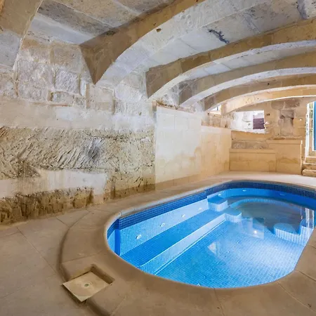 1 - Family X 3 By Solea 3* Għarb