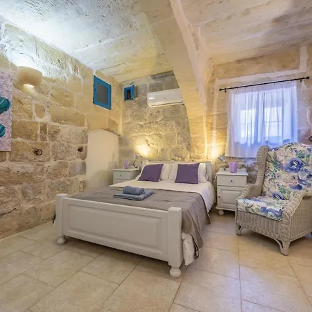 Levander 1 At Tan-neputi By Solea *