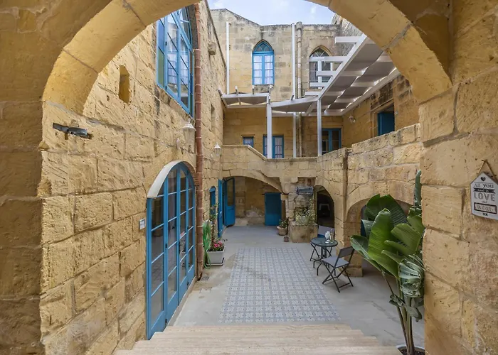 Guest house 1 - Family X 3 By Solea